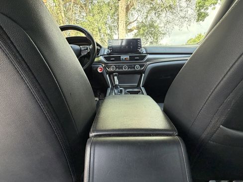 Used 2020 Honda Accord Sport image 34