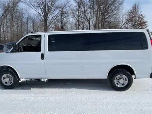 Certified 2023 Chevrolet Express 3500 LS image 5