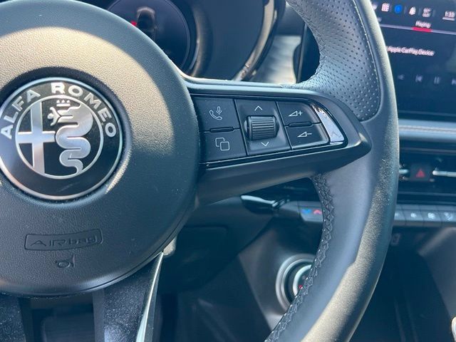 Used 2024 Alfa Romeo Tonale Ti w/ Active Assist Package AWD/4WD image 20