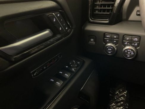 Used 2022 GMC Sierra 1500 AT4X AWD/4WD image 19