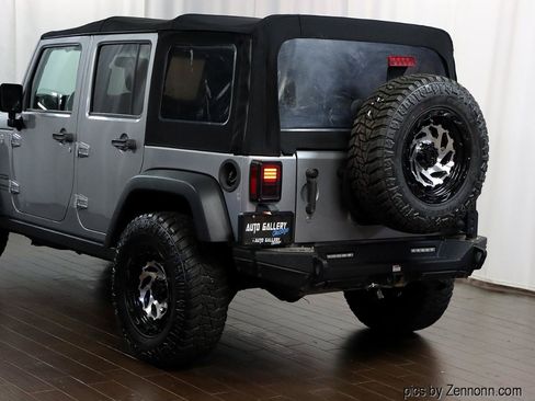 Used 2016 Jeep Wrangler Unlimited Sport w/ Quick Order Package 24S AWD/4WD image 9