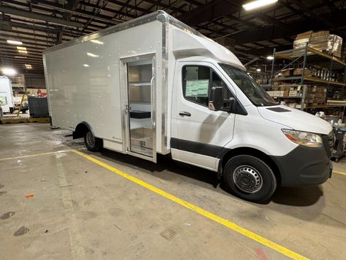 Used 2025 Mercedes-Benz Sprinter 3500 image 7