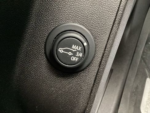 Used 2024 Chevrolet Equinox LT w/ LPO, Floor Liner Package FWD image 28