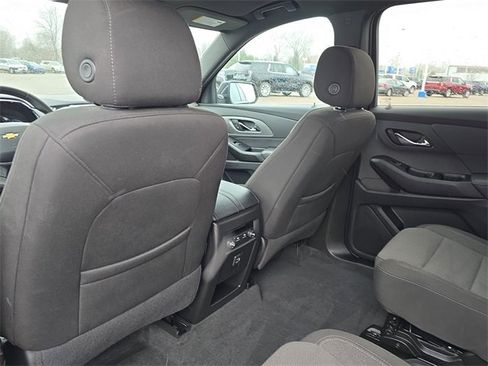 Used 2023 Chevrolet Traverse LT w/ LPO, Floor Liner Package image 24