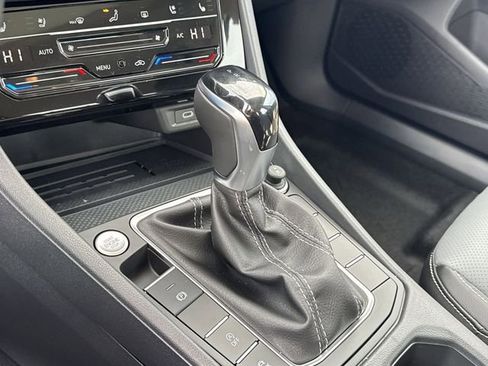 New 2026 Volkswagen Jetta SEL image 13