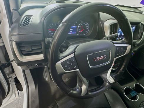 Used 2021 GMC Terrain SLT image 11