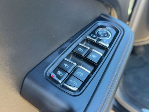 Used 2022 Porsche Macan S image 11