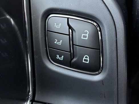 Used 2026 Ford F150 Lariat AWD/4WD image 19