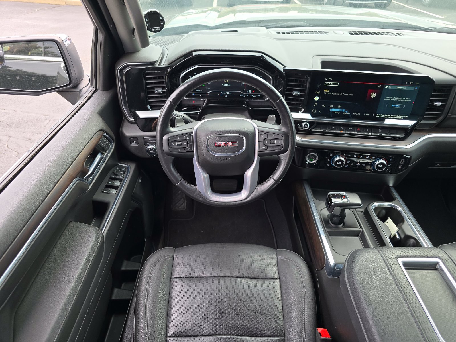 Used 2022 GMC Sierra 1500 SLT w/ SLT Convenience Package AWD/4WD image 19