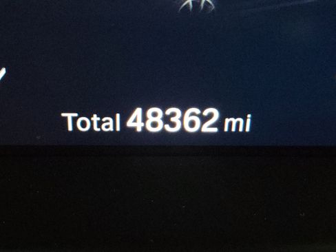 Used 2022 BMW X4 xDrive30i w/ M Sport Package image 16