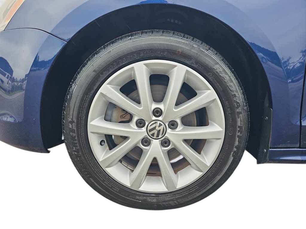 Used 2011 Volkswagen Jetta SE FWD image 27