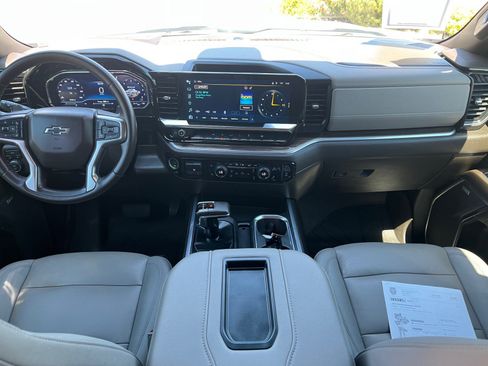 Used 2022 Chevrolet Silverado 1500 RST w/ Convenience Package II AWD/4WD image 20