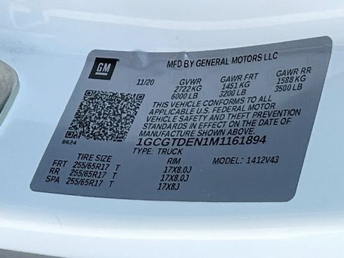 Used 2021 Chevrolet Colorado Z71 w/ Safety Package AWD/4WD image 31