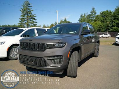 New 2025 Jeep Grand Cherokee Altitude