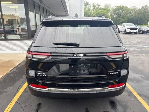 Used 2024 Jeep Grand Cherokee Limited w/ Trailer Tow Package AWD/4WD image 7