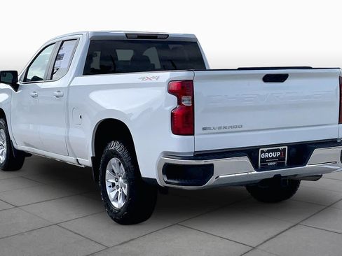 Certified 2021 Chevrolet Silverado 1500 LT w/ Fleet Comfort Package AWD/4WD image 12
