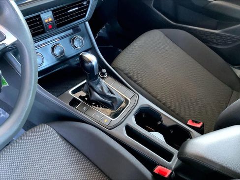 Used 2020 Volkswagen Jetta S w/ Driver Assistance Package image 17