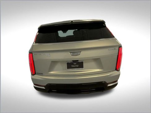 New 2025 Cadillac Escalade IQ Luxury 1 w/ LPO, Radiant Package image 10