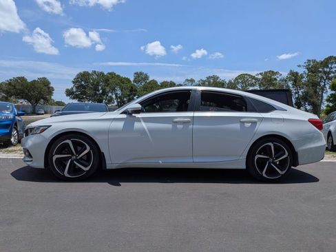 Used 2020 Honda Accord Sport image 2