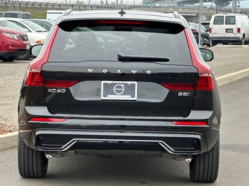 New 2026 Volvo XC60 B5 Ultra w/ Protection Package Premier AWD/4WD image 4