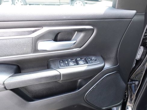 Used 2023 RAM 1500 Big Horn AWD/4WD image 16