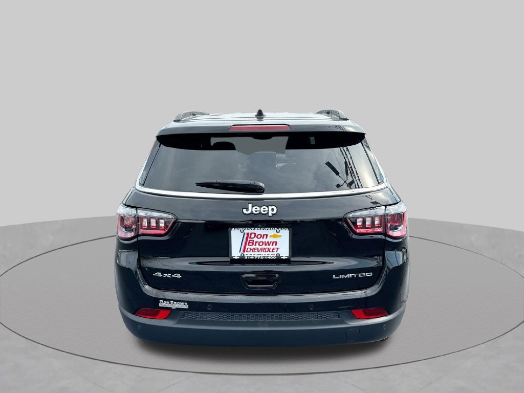 Used 2025 Jeep Compass Limited AWD/4WD image 31