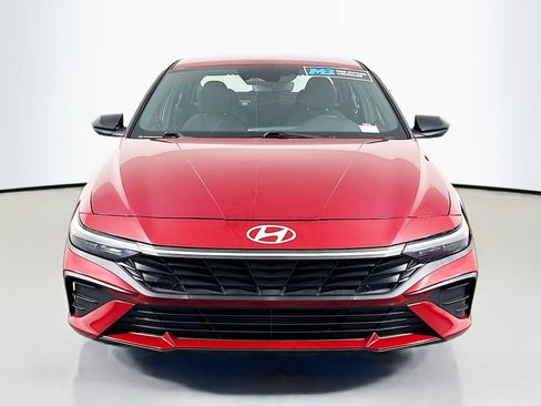 Certified 2025 Hyundai Elantra Sport FWD image 2
