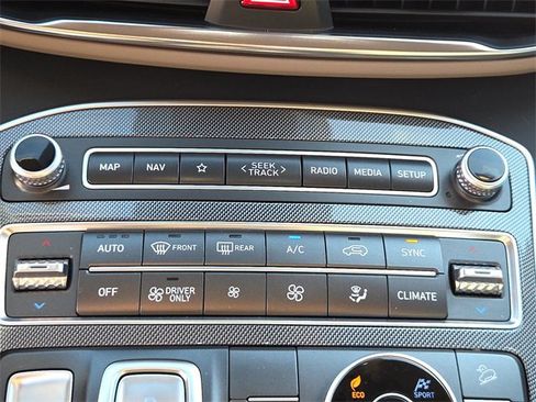 Certified 2023 Hyundai Santa Fe Limited image 22