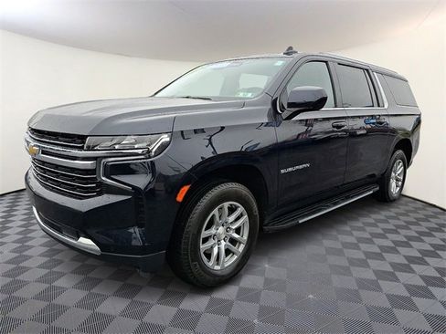 Certified 2023 Chevrolet Suburban LT image 3