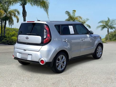 Used 2016 Kia Soul ! FWD image 5