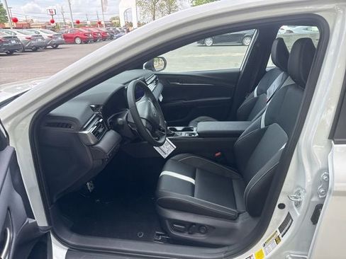 New 2026 Toyota Camry SE image 9