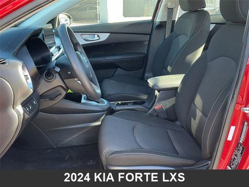 Certified 2024 Kia Forte LXS w/ LXS Technology Package image 12