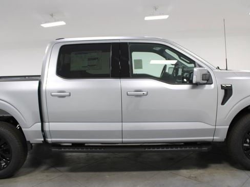 New 2025 Ford F150 Lariat w/ Equipment Group 501A Mid image 16