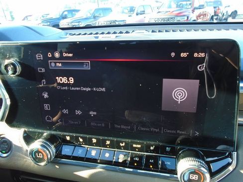 Used 2025 GMC Canyon Denali AWD/4WD image 13