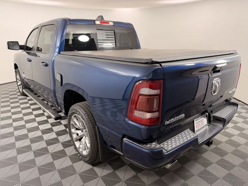 Used 2024 RAM 1500 Laramie AWD/4WD image 3