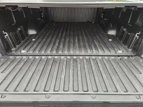Used 2023 Toyota Tundra Platinum AWD/4WD image 27