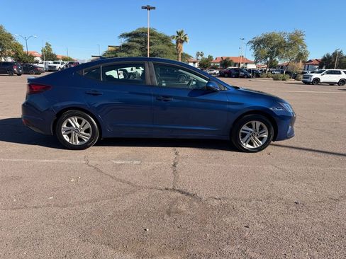 Used 2019 Hyundai Elantra SEL image 11
