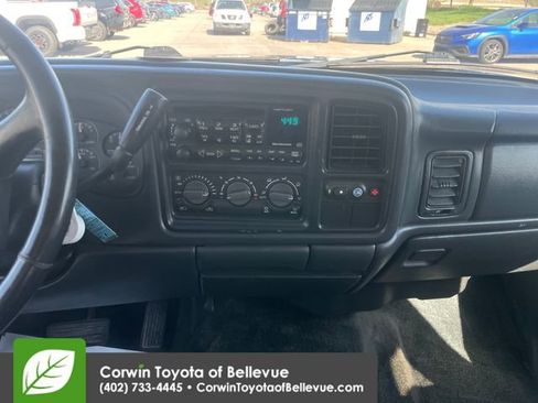 Used 2002 Chevrolet Avalanche 4x4 w/ Off-Road Suspension Pkg image 11