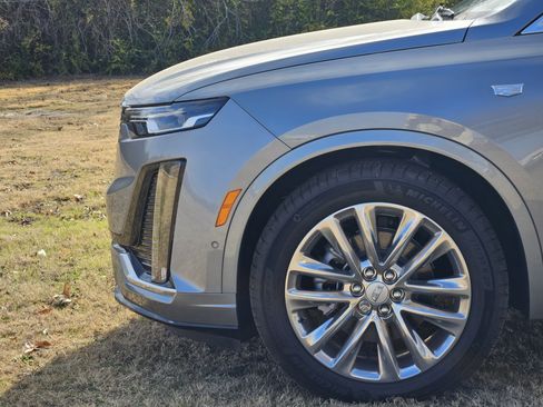 New 2025 Cadillac XT6 Premium Luxury w/ Technology Package image 6