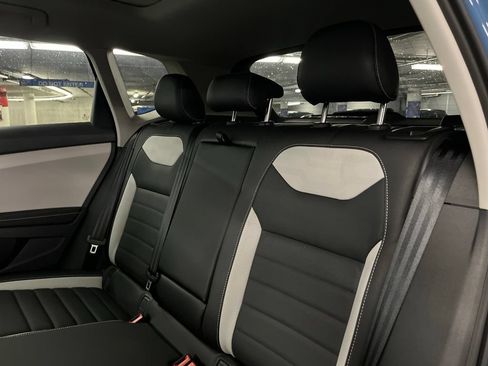 New 2026 Volkswagen Taos SEL AWD/4WD image 22