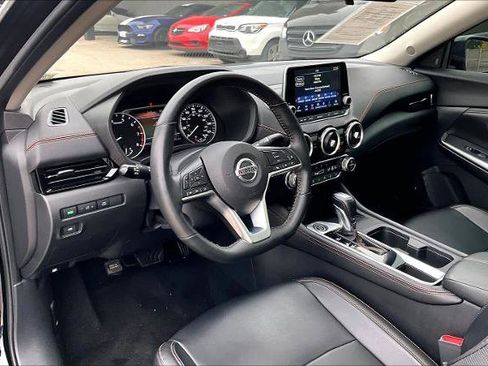 Certified 2022 Nissan Sentra SR w/ SR Premium Package image 16