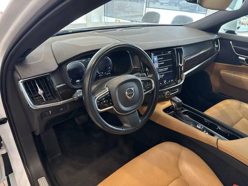 Used 2018 Volvo S90 T5 Momentum w/ Convenience Package AWD/4WD image 18