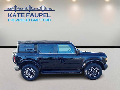 New 2025 Ford Bronco Outer Banks AWD/4WD image 2