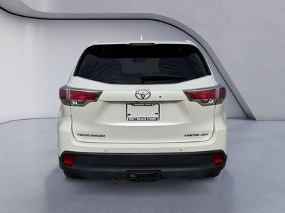 Used 2015 Toyota Highlander Limited Platinum