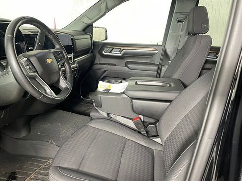Certified 2022 Chevrolet Silverado 1500 LT image 2