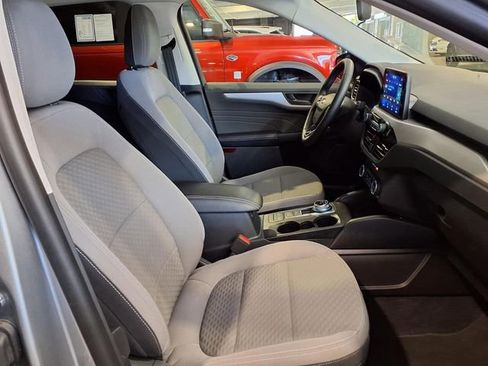 Certified 2022 Ford Escape SE w/ SE Sport Appearance Package FWD image 29