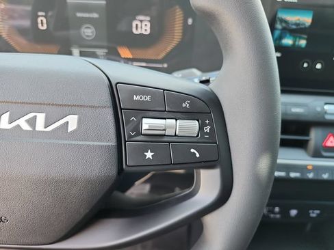 New 2026 Kia K4 FWD image 20