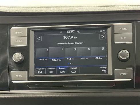 Certified 2023 Volkswagen Jetta SE w/ Panoramic Sunroof Package image 12