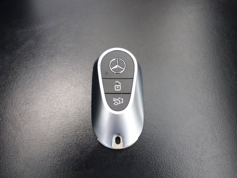 New 2026 Mercedes-Benz C 300 Sedan image 23
