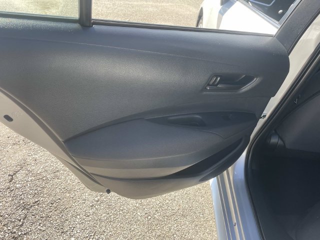 Used 2025 Toyota Corolla LE FWD image 17